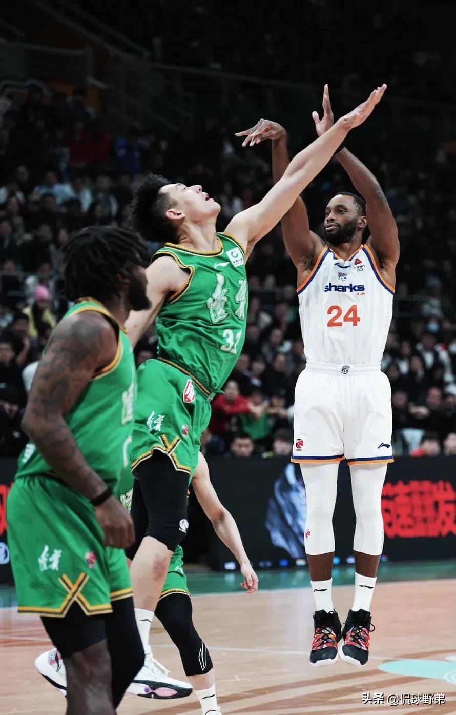 九游娱乐-关于关键时刻全明星赛焦点战；北京首钢豪取连胜；引发热议；纪律约束更严格的信息